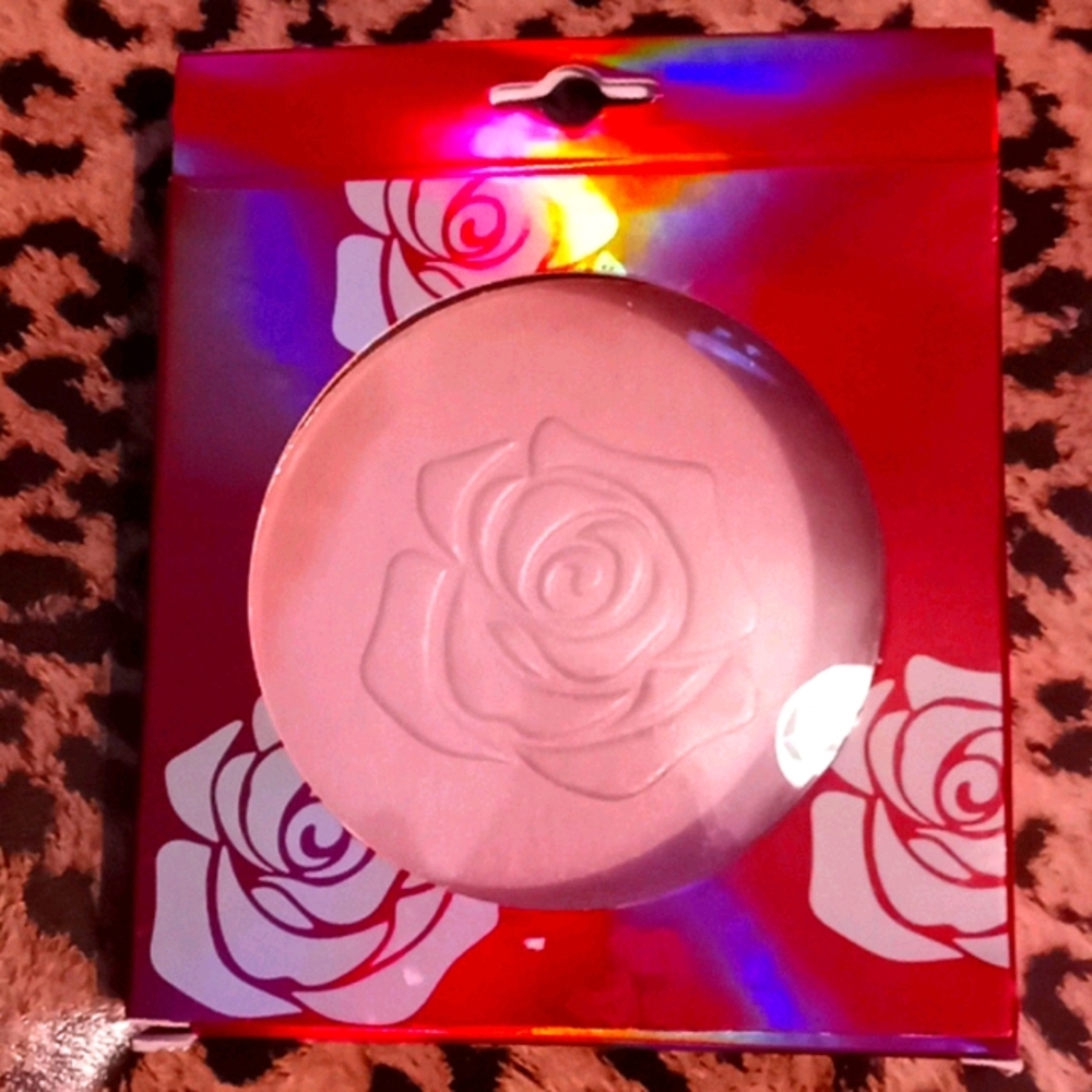 COLOR STORY FLORA SHIMMERING ILLUMINATOR